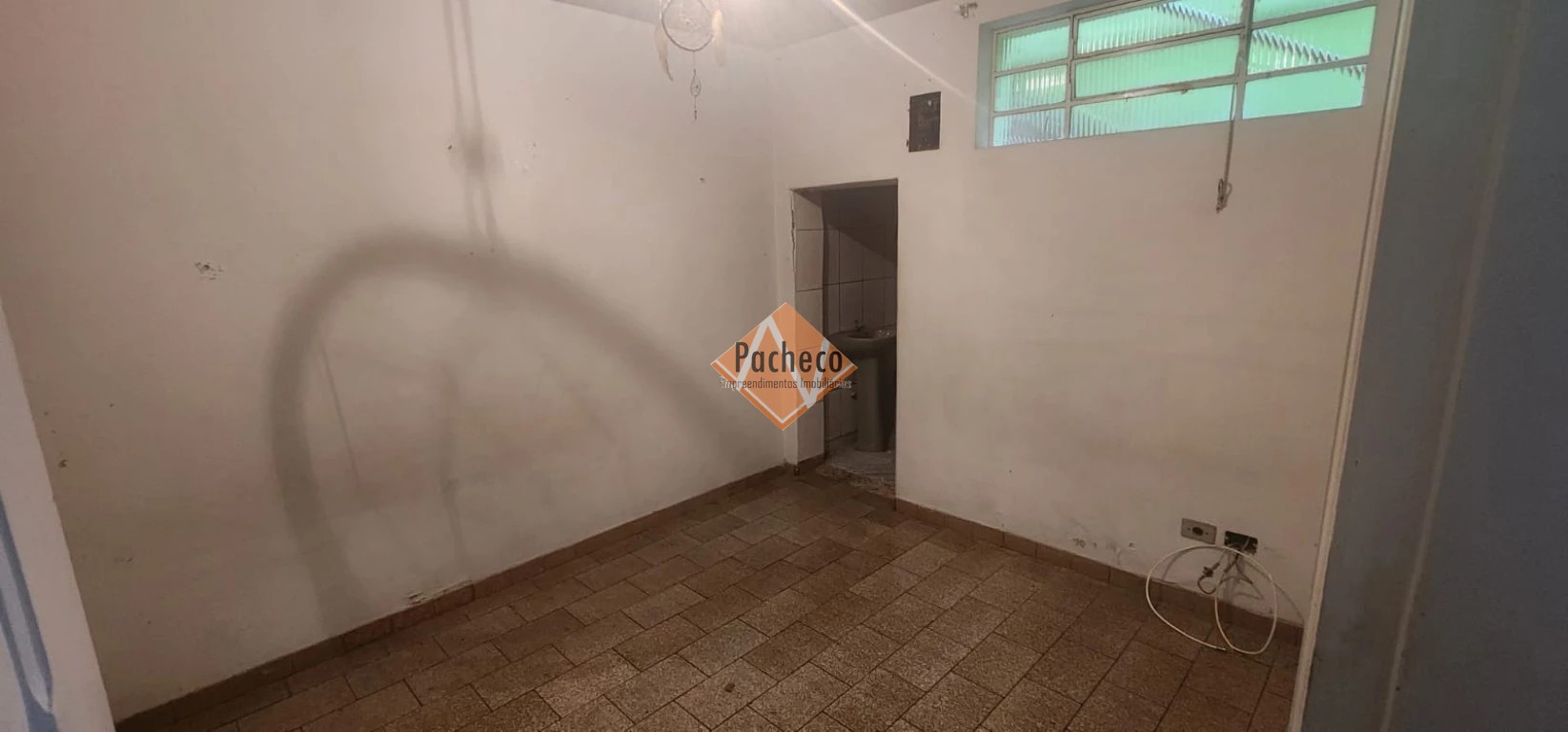 Casa para alugar com 2 quartos, 60m² - Foto 4