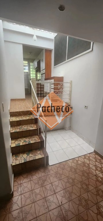 Casa para alugar com 2 quartos, 60m² - Foto 9