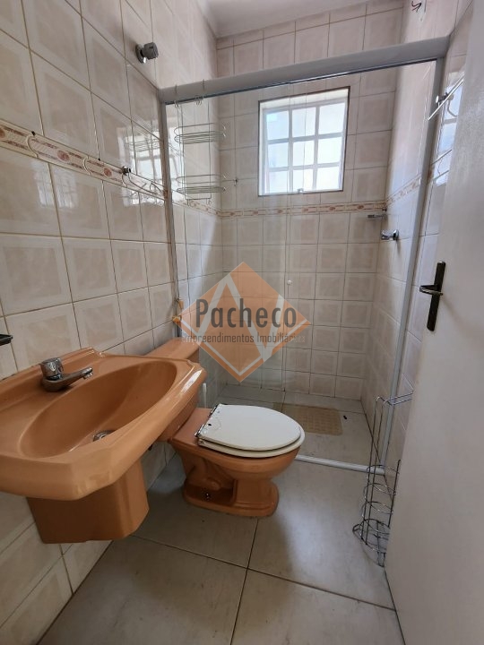 Sobrado à venda e aluguel com 4 quartos, 200m² - Foto 28