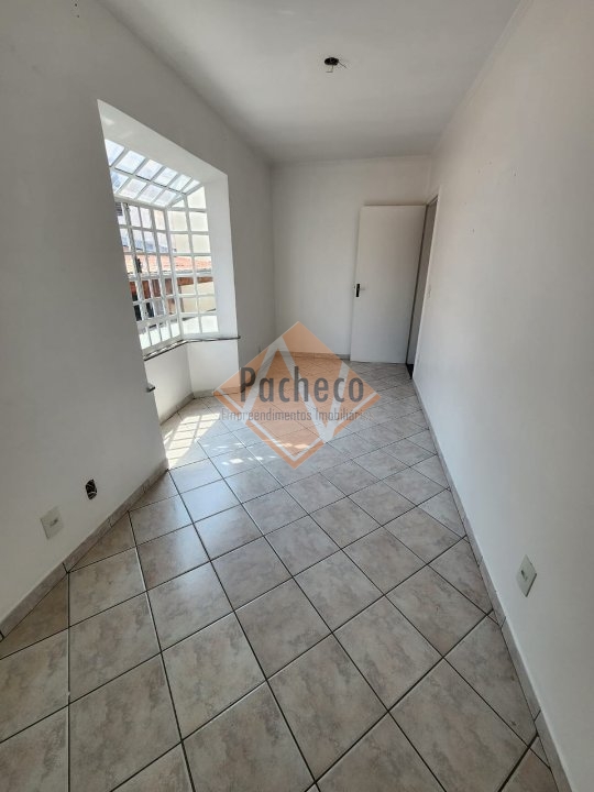 Sobrado à venda e aluguel com 4 quartos, 200m² - Foto 24