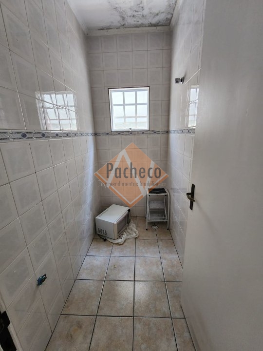 Sobrado à venda e aluguel com 4 quartos, 200m² - Foto 14