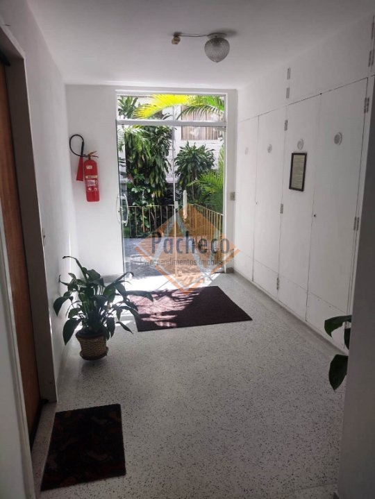 Apartamento à venda com 2 quartos, 52m² - Foto 19