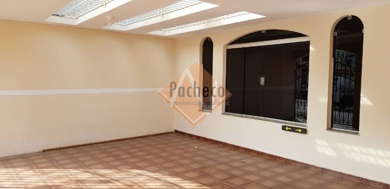 Sobrado à venda com 3 quartos, 180m² - Foto 3