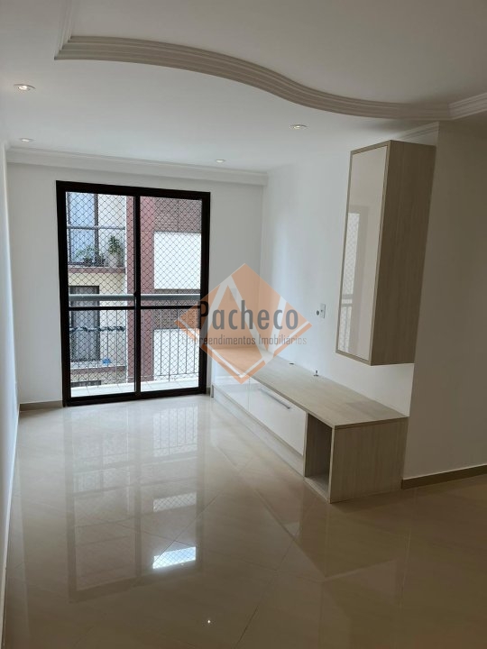 Apartamento à venda com 3 quartos, 70m² - Foto 1