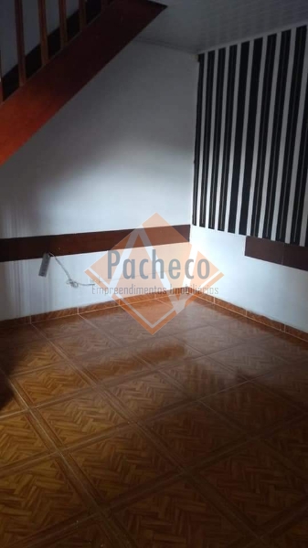 Sobrado à venda com 2 quartos, 100m² - Foto 4