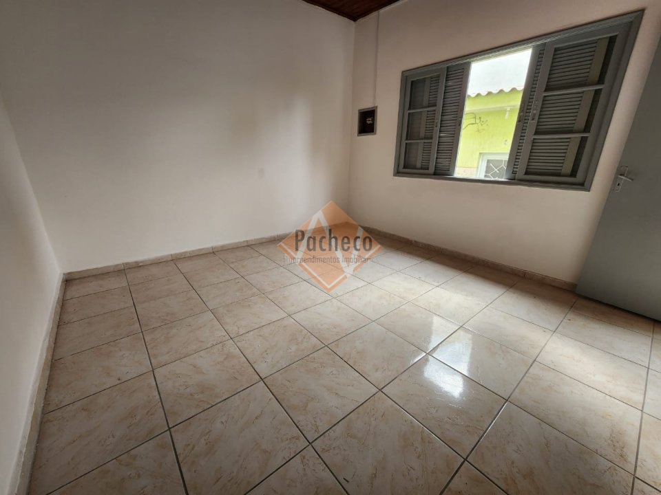 Casa para alugar com 1 quarto, 45m² - Foto 1