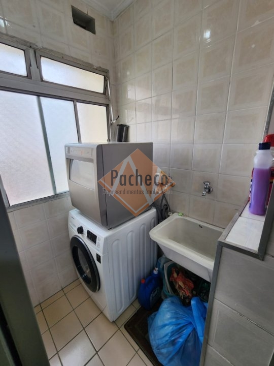 Apartamento à venda com 3 quartos, 75m² - Foto 9