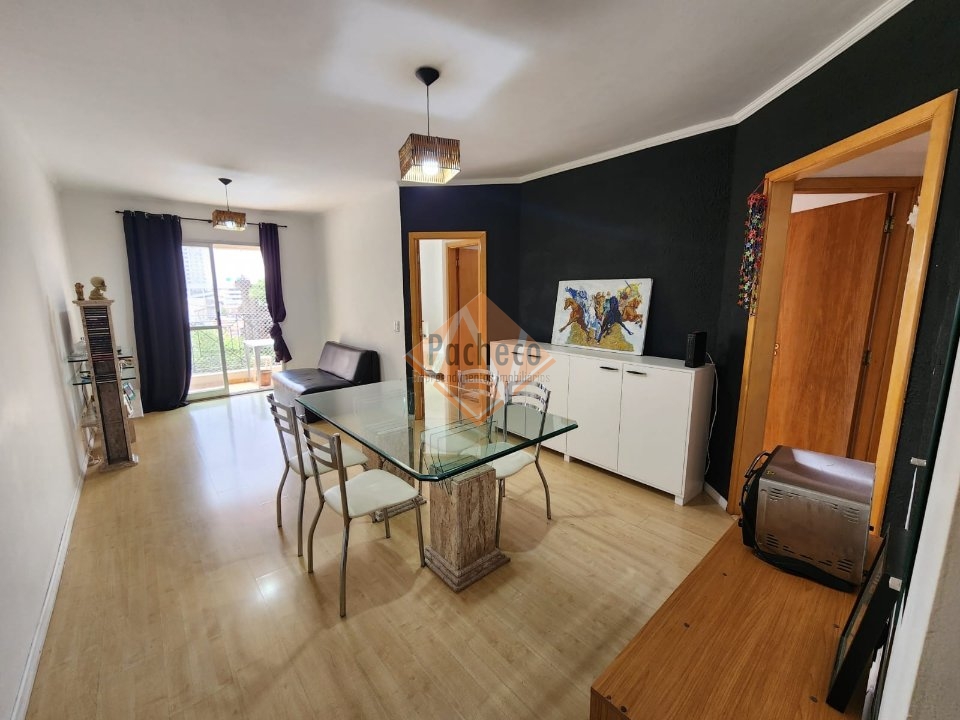 Apartamento à venda com 3 quartos, 75m² - Foto 1