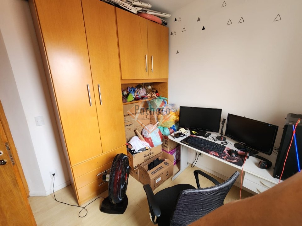 Apartamento à venda com 3 quartos, 75m² - Foto 15