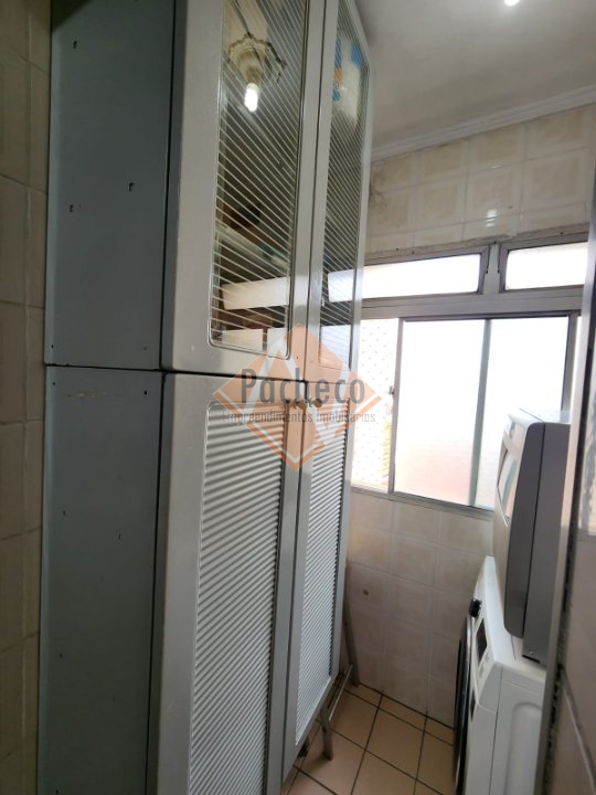 Apartamento à venda com 3 quartos, 75m² - Foto 10