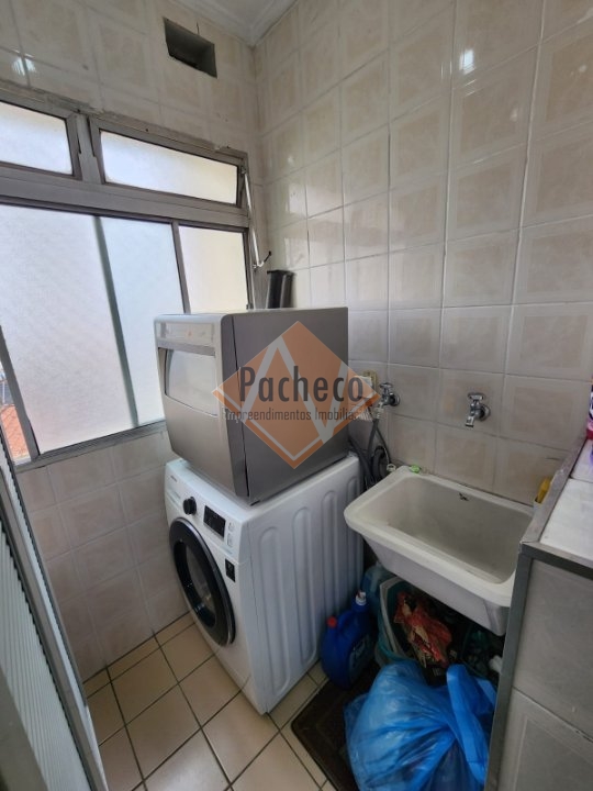 Apartamento à venda com 3 quartos, 75m² - Foto 11