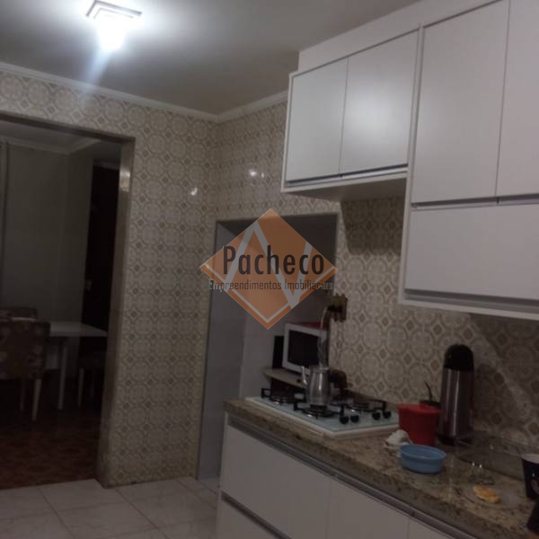 Sobrado à venda com 4 quartos, 254m² - Foto 6