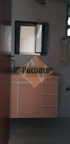 Apartamento à venda com 2 quartos, 66m² - Foto 9