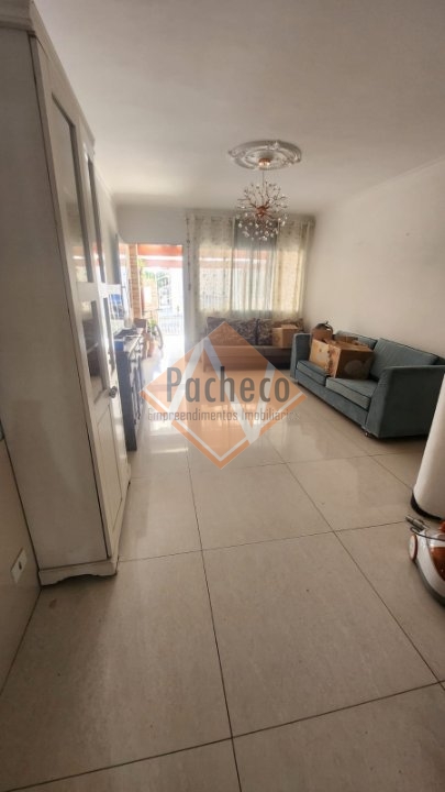 Sobrado à venda com 3 quartos, 94m² - Foto 4