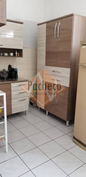 Casa à venda com 4 quartos, 150m² - Foto 16