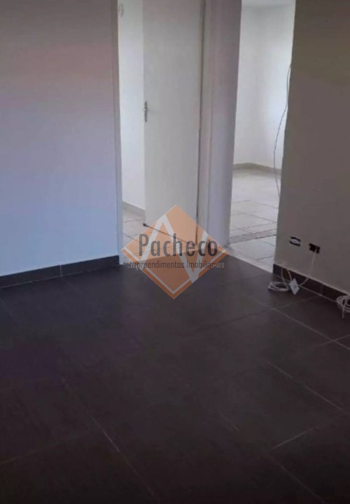 Apartamento à venda com 2 quartos, 50m² - Foto 2