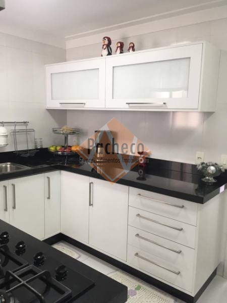 Apartamento à venda com 3 quartos, 117m² - Foto 21