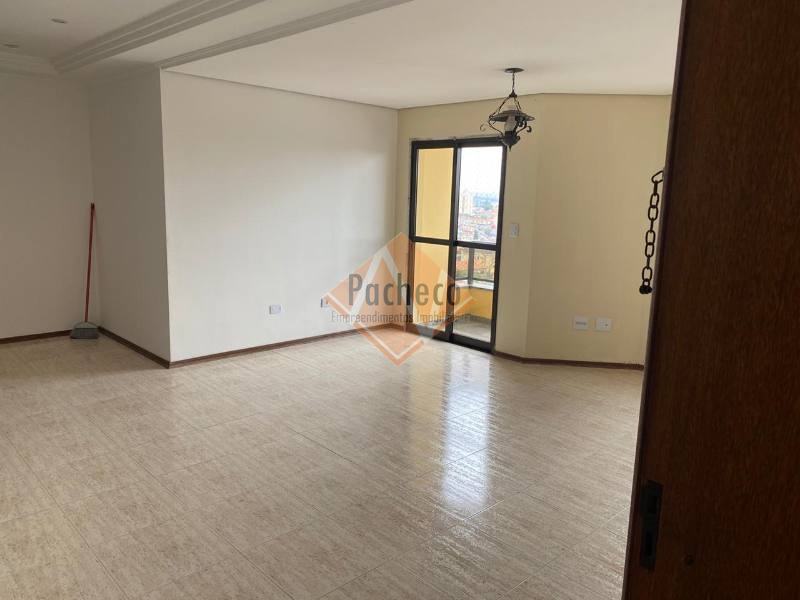 Apartamento à venda com 3 quartos, 117m² - Foto 1