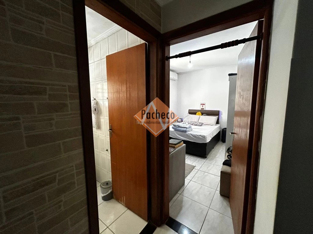 Sobrado, 7 quartos, 330 m² - Foto 9