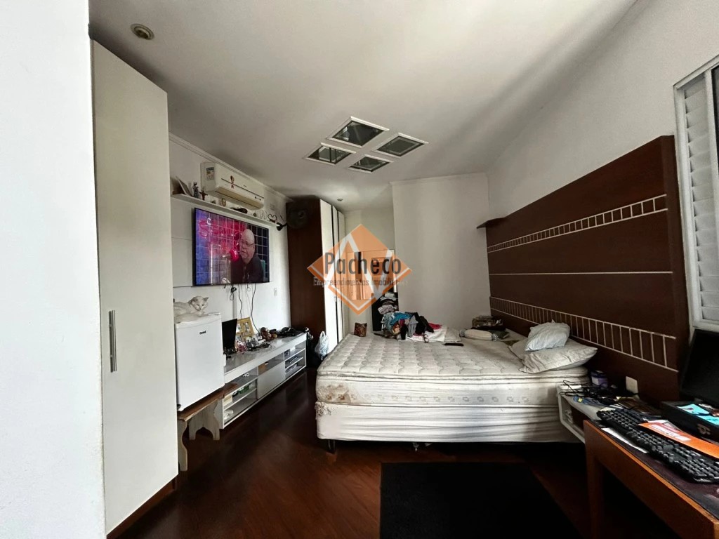 Sobrado, 7 quartos, 330 m² - Foto 10