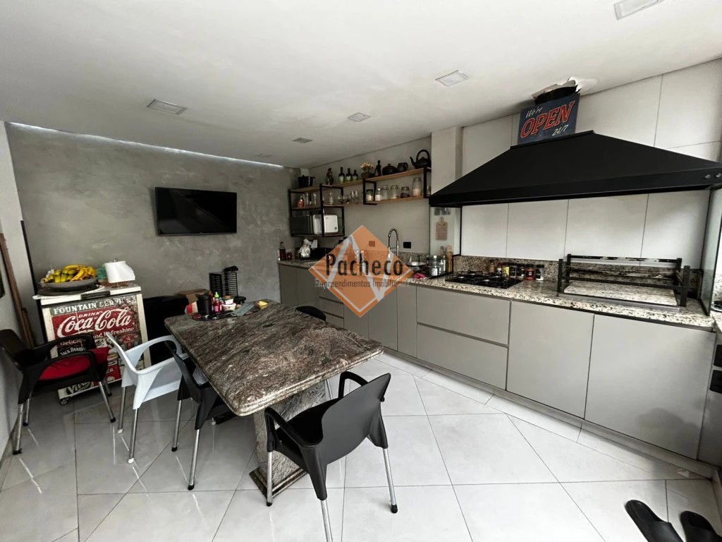 Sobrado, 7 quartos, 330 m² - Foto 21