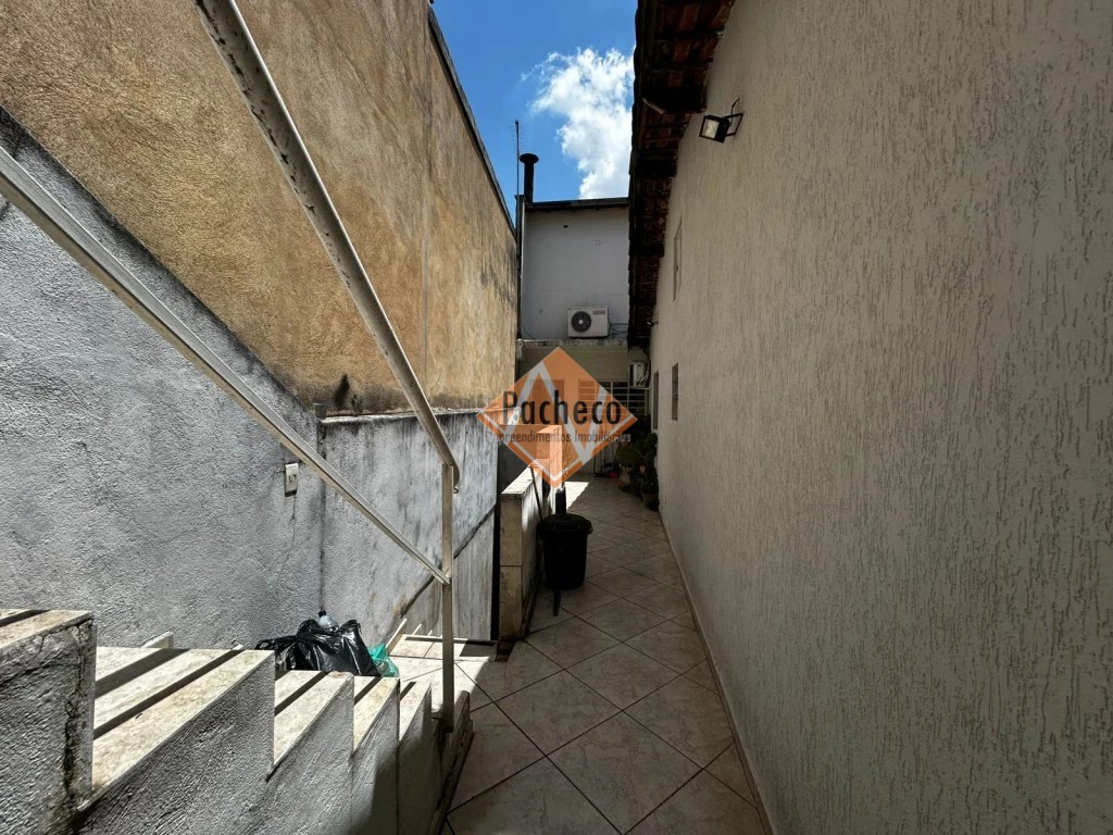 Sobrado, 7 quartos, 330 m² - Foto 30