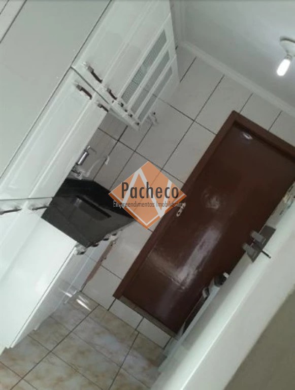 Sobrado à venda com 3 quartos, 200m² - Foto 10