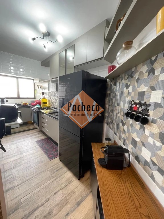 Apartamento à venda com 2 quartos, 67m² - Foto 4