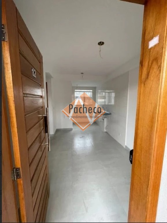 Apartamento à venda com 2 quartos, 33m² - Foto 2