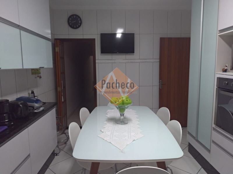 Sobrado à venda com 3 quartos, 150m² - Foto 12