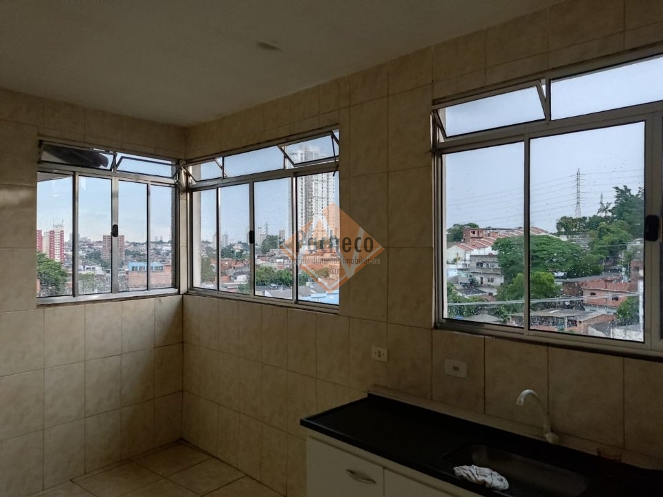 Sobrado à venda com 4 quartos, 150m² - Foto 1