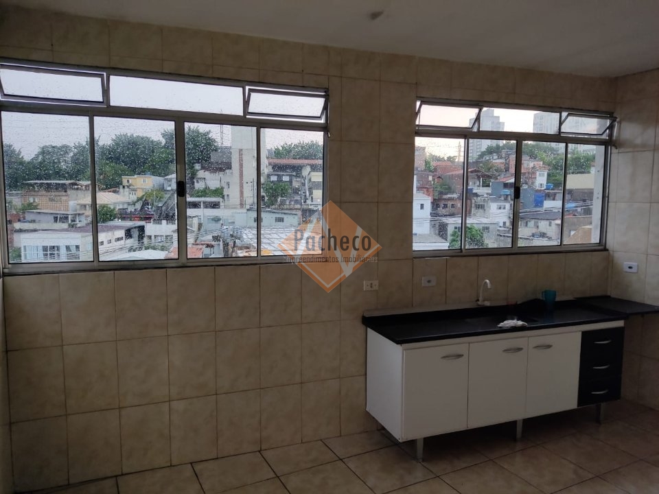 Sobrado à venda com 4 quartos, 150m² - Foto 3