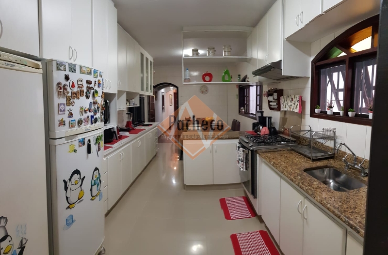 Sobrado à venda com 5 quartos, 450m² - Foto 12