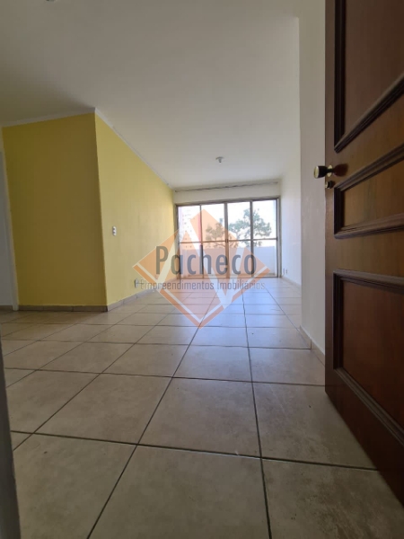 Apartamento à venda com 3 quartos, 84m² - Foto 2