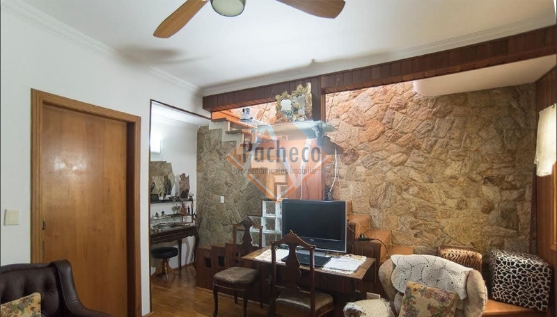 Sobrado à venda com 2 quartos, 200m² - Foto 11