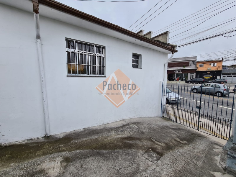 Sobrado à venda com 4 quartos, 150m² - Foto 1