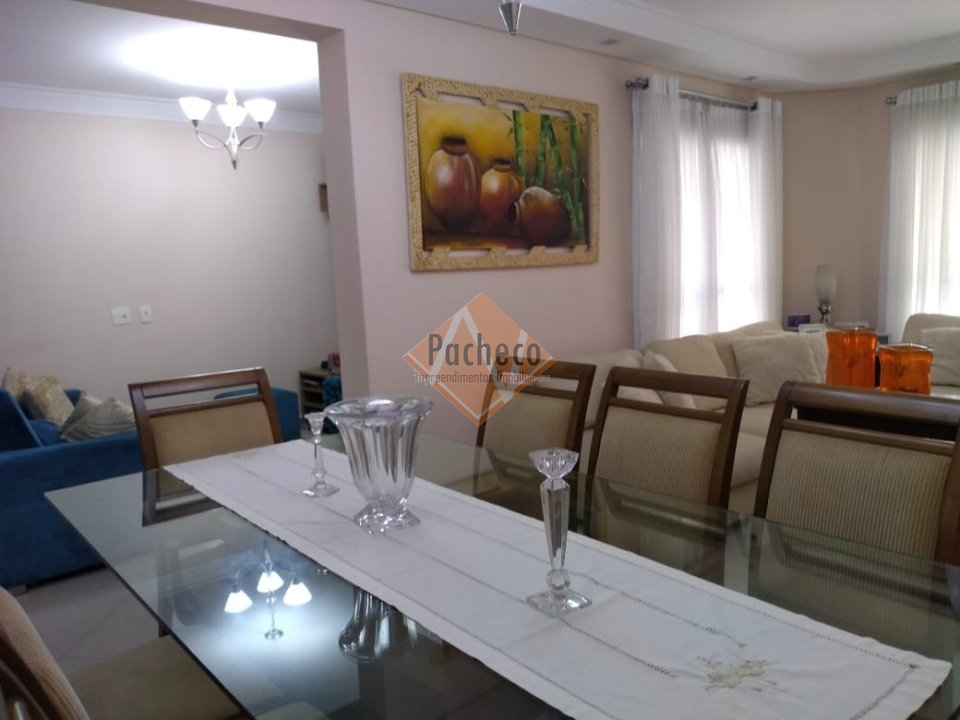 Apartamento à venda com 3 quartos, 151m² - Foto 4