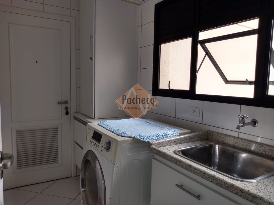 Apartamento à venda com 3 quartos, 151m² - Foto 14