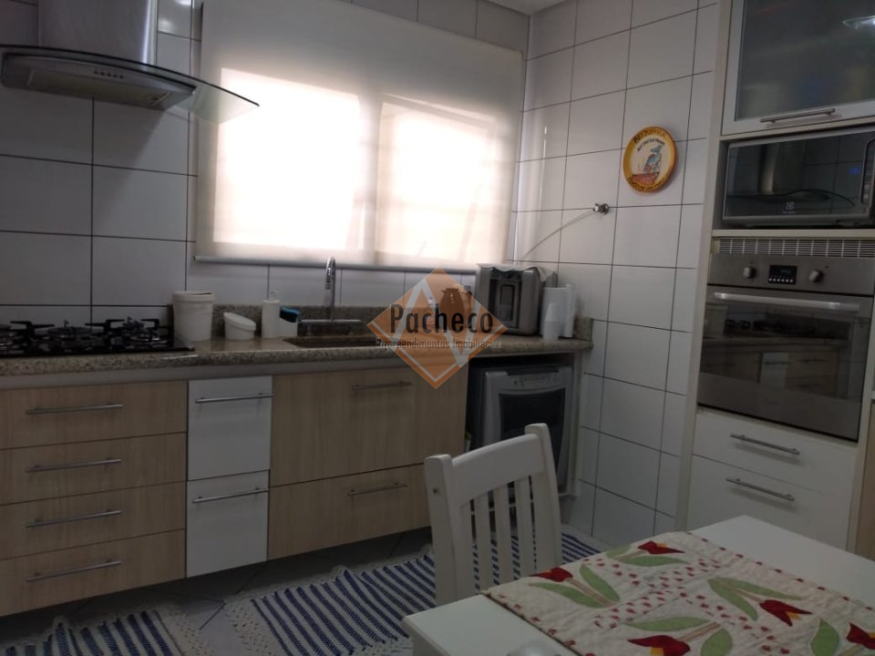 Apartamento à venda com 3 quartos, 151m² - Foto 13