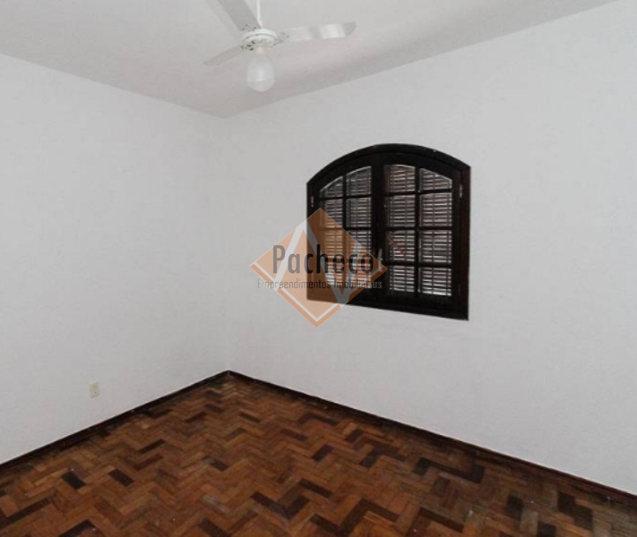 Sobrado à venda com 2 quartos, 200m² - Foto 8