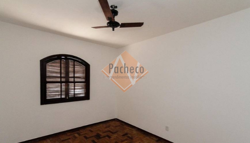 Sobrado à venda com 2 quartos, 200m² - Foto 11