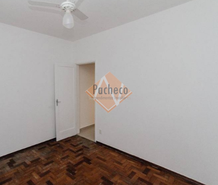 Sobrado à venda com 2 quartos, 200m² - Foto 7