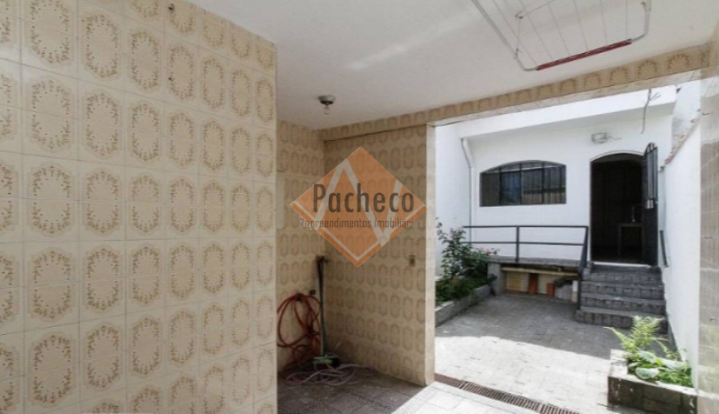 Sobrado à venda com 2 quartos, 200m² - Foto 15