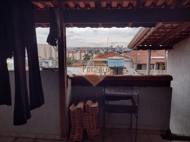 Sobrado à venda com 5 quartos, 140m² - Foto 4