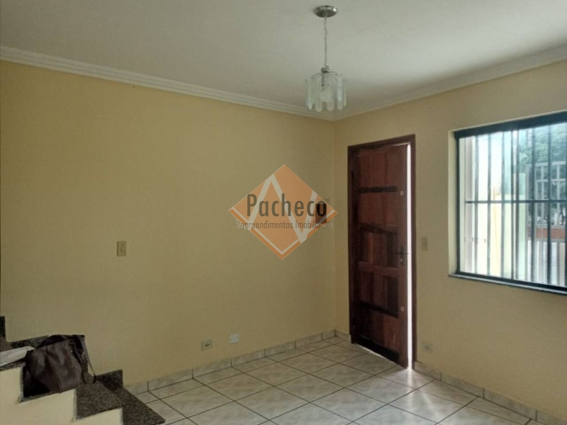 Sobrado à venda com 2 quartos, 70m² - Foto 1