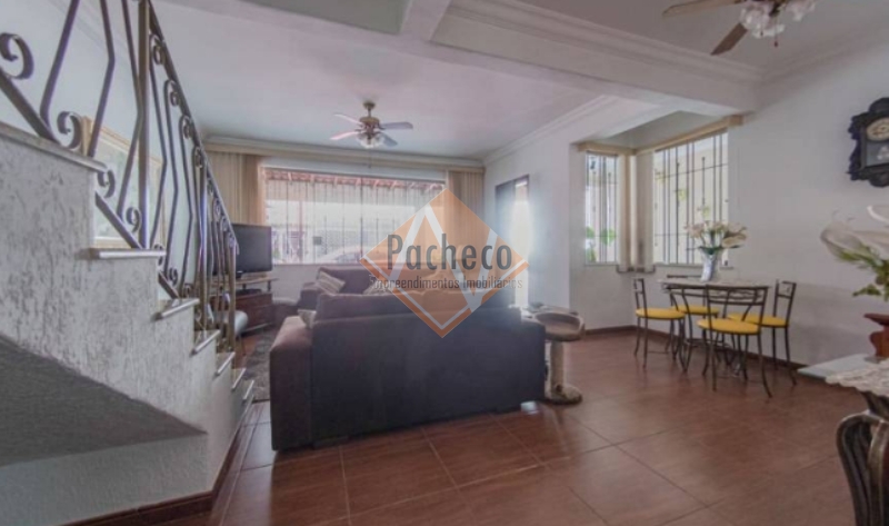 Sobrado à venda com 3 quartos, 220m² - Foto 2