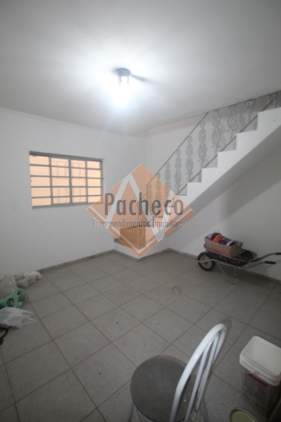 Sobrado à venda com 4 quartos, 200m² - Foto 14