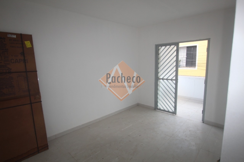 Sobrado à venda com 4 quartos, 200m² - Foto 8