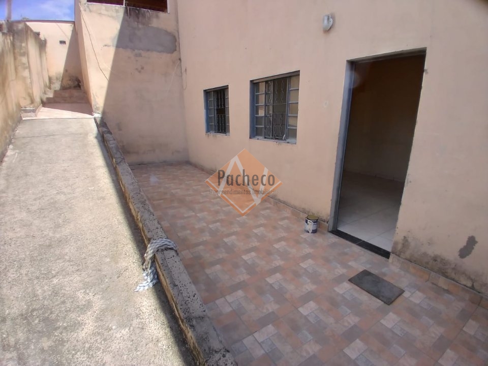 Casa à venda com 6 quartos, 155m² - Foto 19