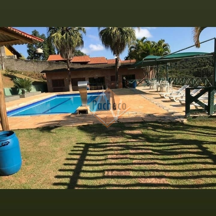 Fazenda à venda com 7 quartos, 600m² - Foto 2